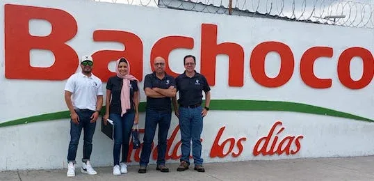 Equipo auditor Halal MEHA en auditoría a empresa Bachoco México